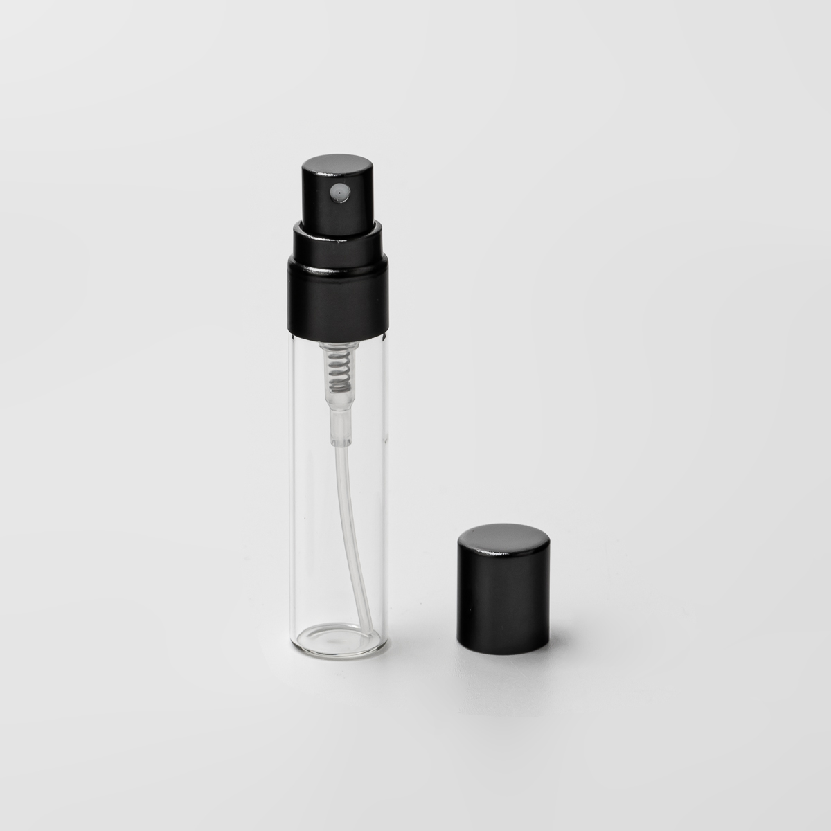 Buidéil Chumhrán Taistil Gloine Pacáistiú Triail Buidéil Chumhrán Gloine 5ml