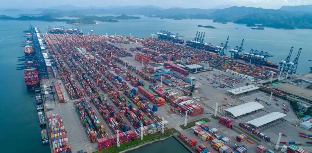 Good news! Yantian Port opened a temporary storage yard of 40,000 square meters to resolve peak export pressure