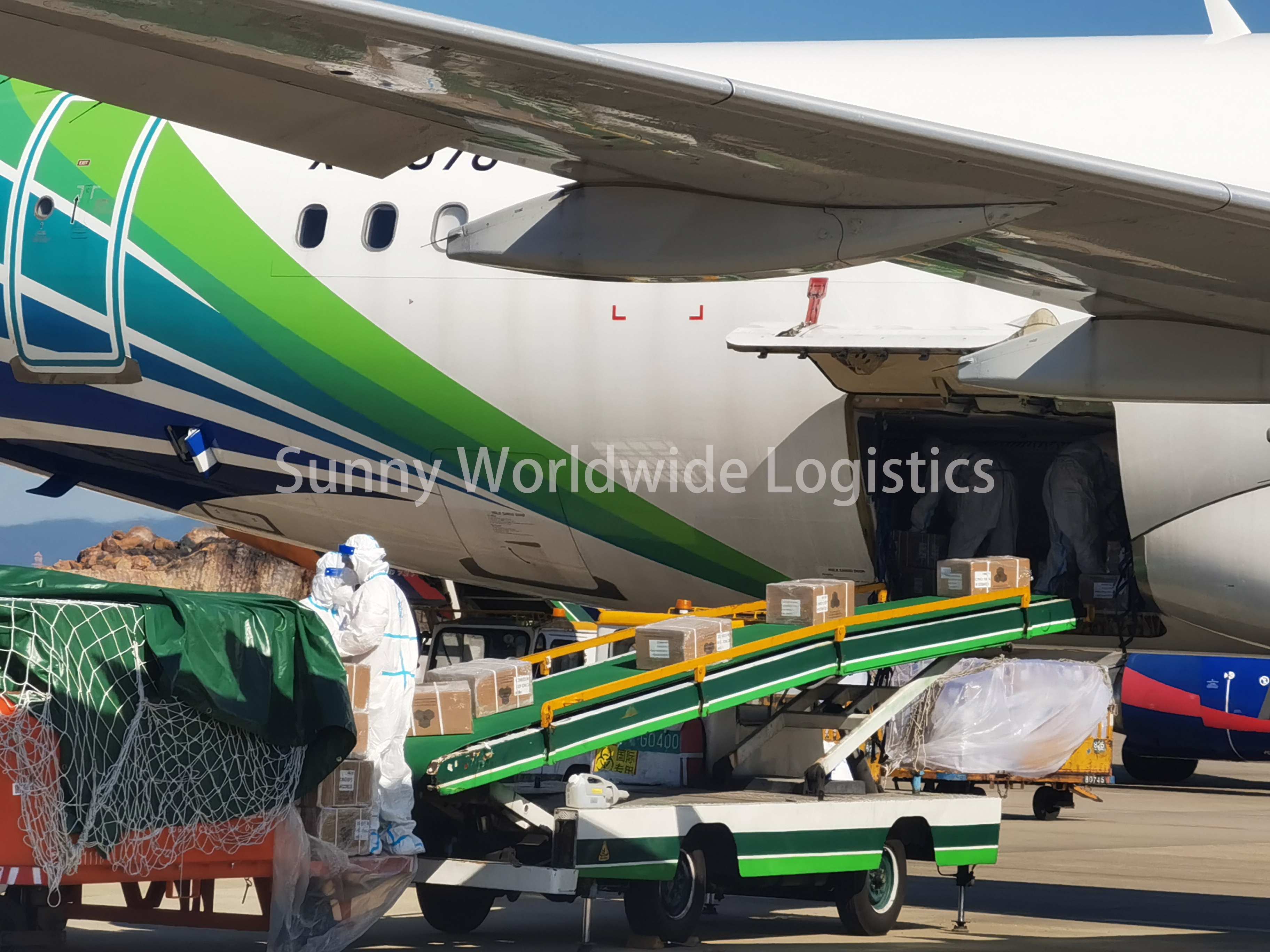 swwls Top Selling Products Air freight from China to door service fast and cheap air freight from Shenzhen to Miami USA