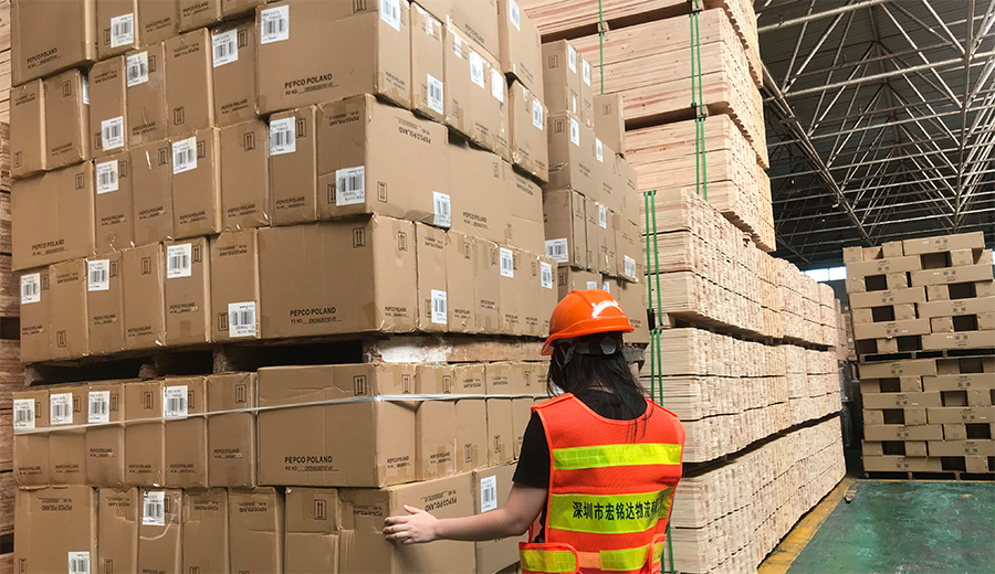 Ao mesmo tempo, é difícil encontrar uma segunda empresa de logística na China para completar a coleta de 40 fornecedores