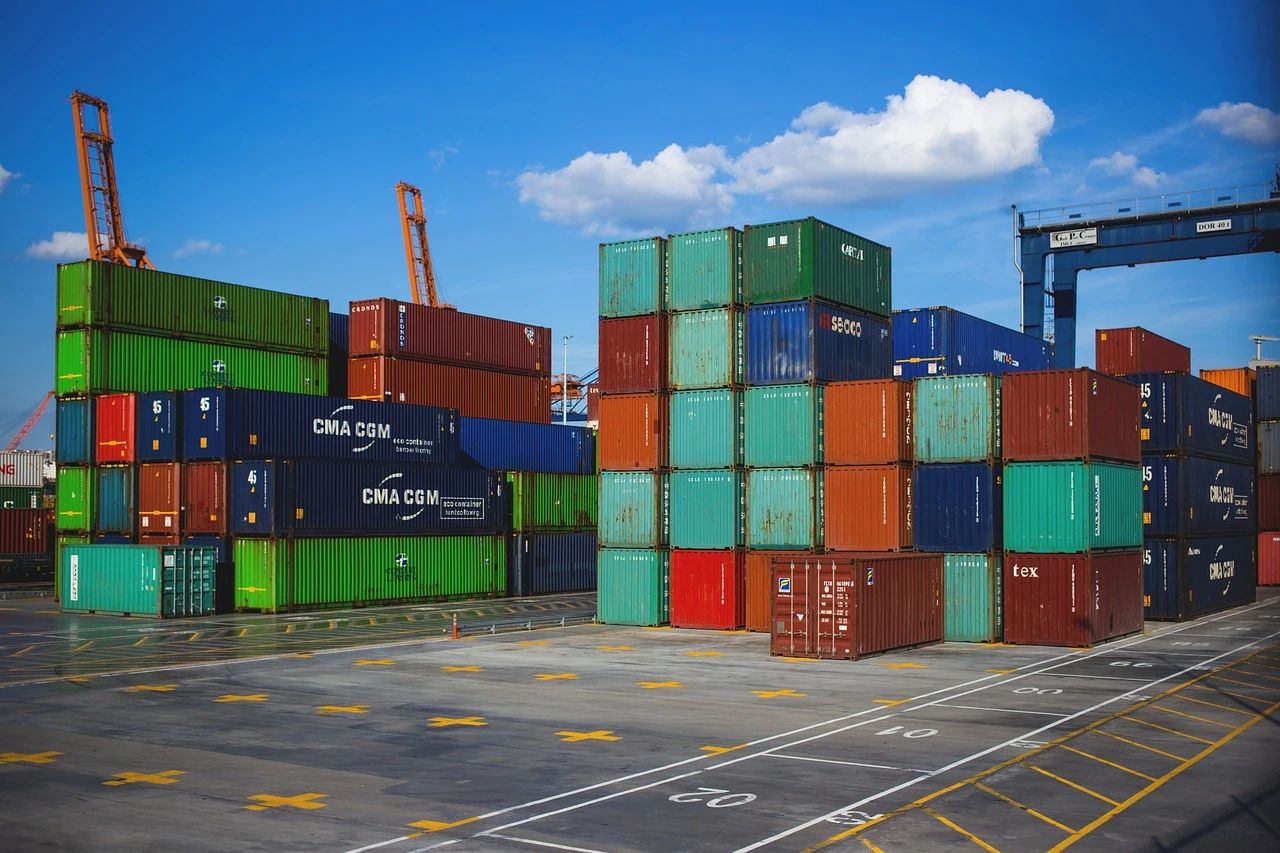 Evergreen Shipping imporá uma sobretaxa a partir de 1º de janeiro do próximo ano