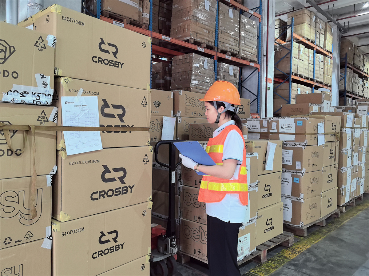 阿联酋空运 诚信货代 价格优惠 物流方案稳定 摩登7航空货运代理服务