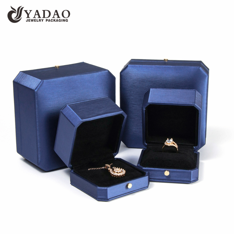 YADAO manufacturer customized PU leather jacket plastic box for gift jewelry package with flip top lid cap