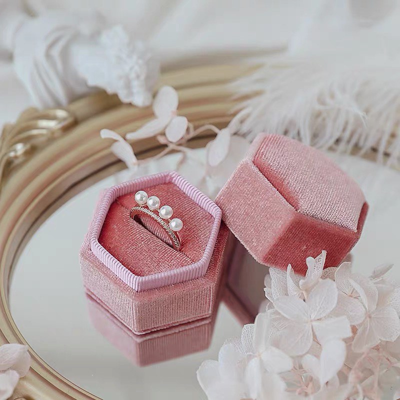 FANAI elegant pink jewelry box velvet ring box