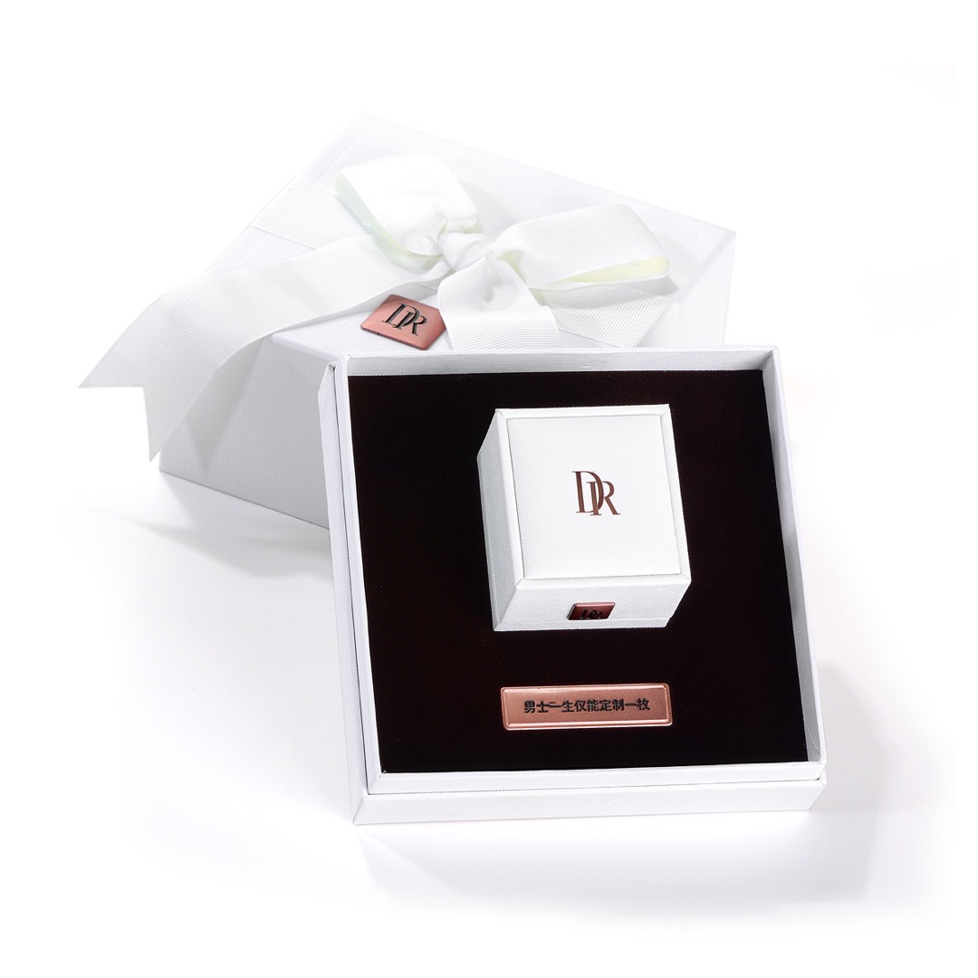 New year popular branded packaging display ring wedding gift box supplier