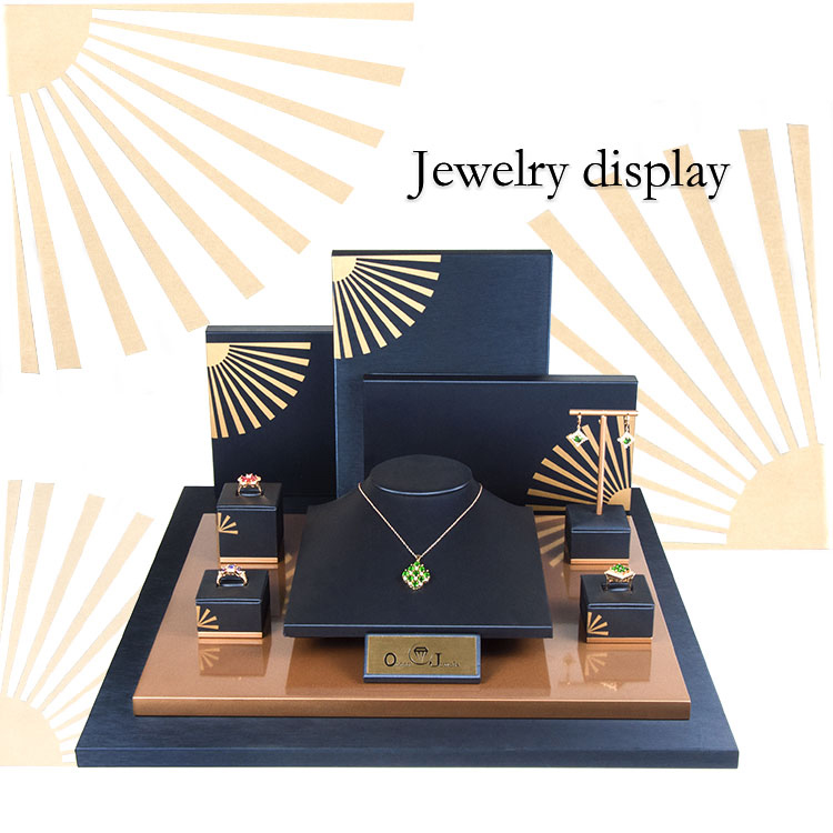 High End Jewelry Display Sets With Golden Silk Printing Pattern Supplier