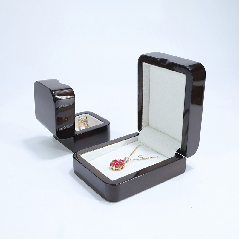 Wholesale Jewelry Box Ring Earrings Necklace Box Wooden Packaging with You Logo for Various Color