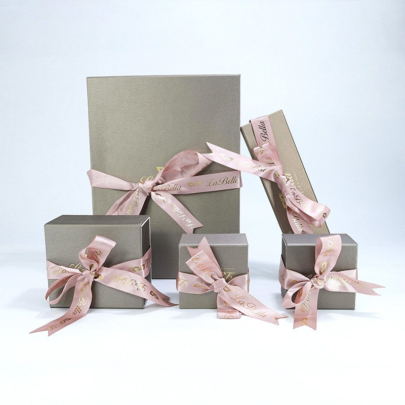 Custom high-ed New design cardboard book box with silk decorate jewelry gift packging box