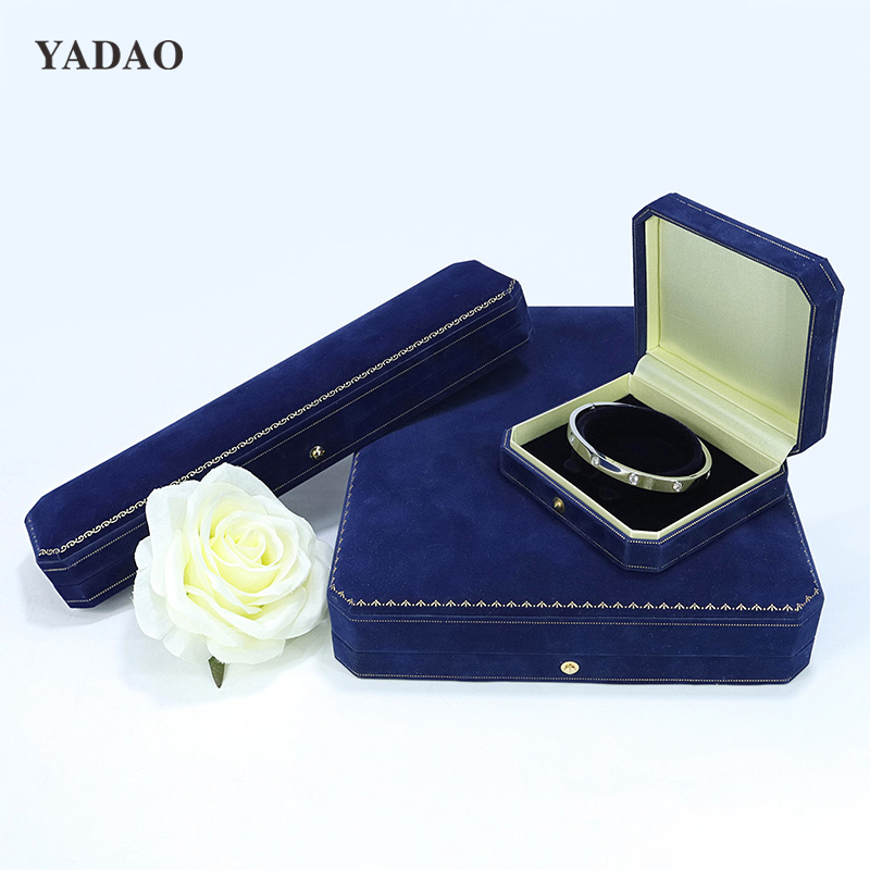 Velvet Ring Bangle Necklace Big Pearl Box