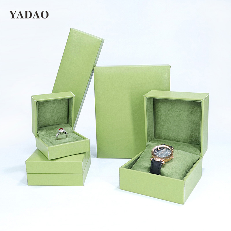 Factory wholesale green leather jewelry packaging box for ring bangle pendant packaging