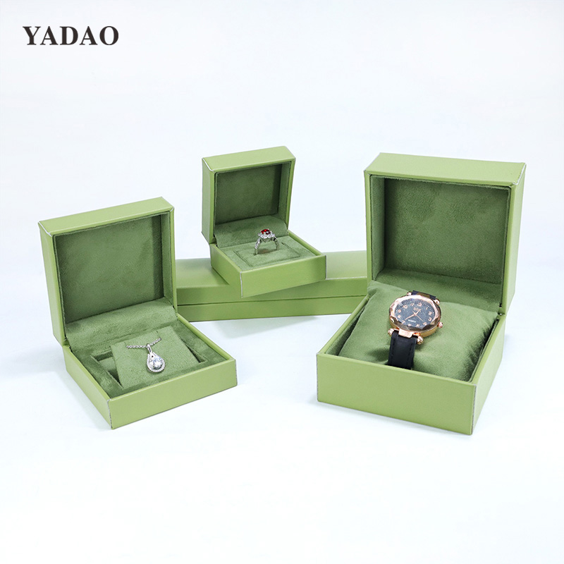 Green leather jewelry packaging box para sa ring bangle pendant packaging