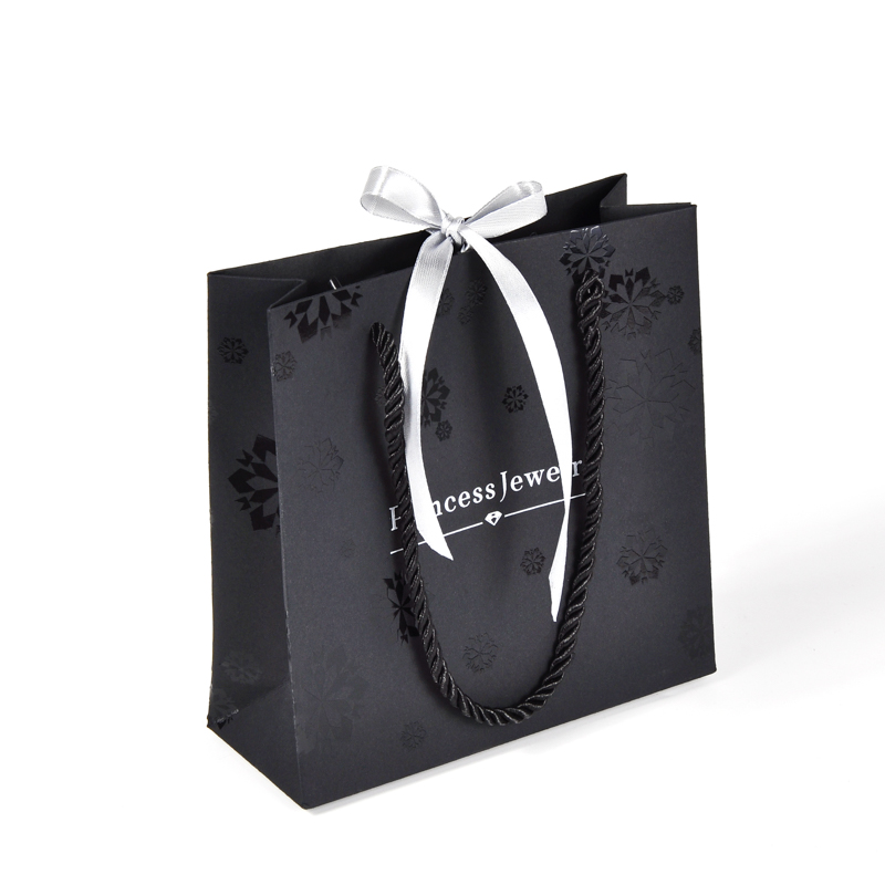 Mga Recycled Custom na Gift Paper Bag na may Handle Ribbon