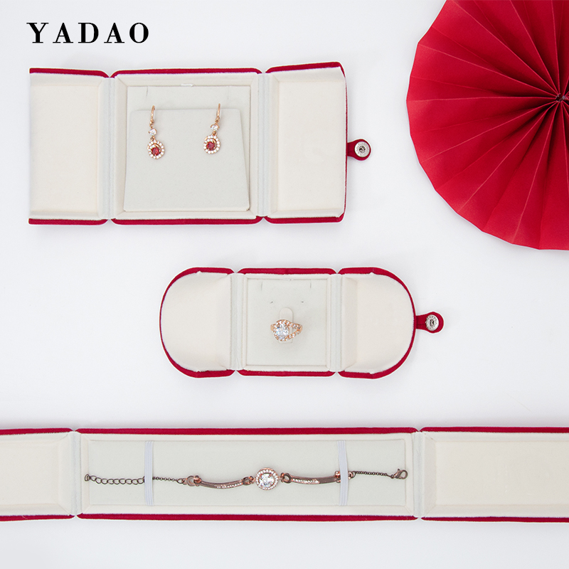 China Red Jewelry Box