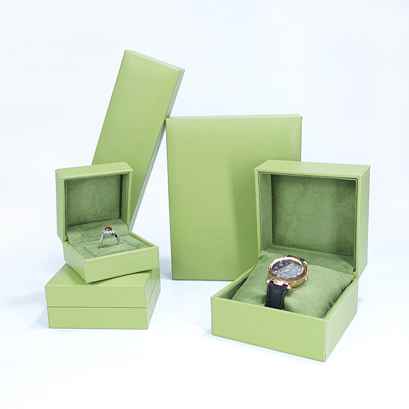 Small MOQ Jewelry Box Green Ring Bracelet Pendant Packaging Box Wholesale Gift Packaging