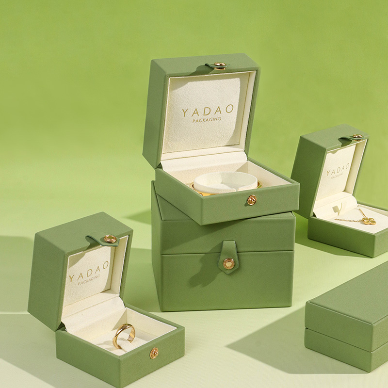 Spring fresh green color pu leather button design microfiber diamond gemstone jewelry packaging box
