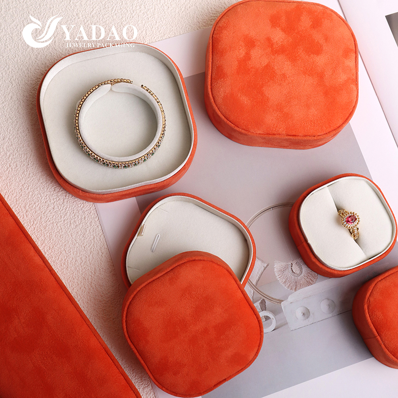 New color orange red eye catching ring necklace gift packaging style fashion accessory top lid velvet box