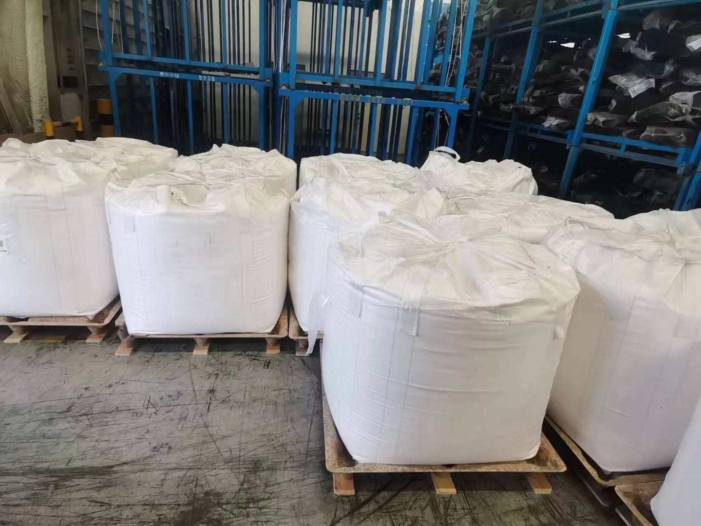 Poliacrilato de sodio, venta al por mayor, partículas de resina absorbentes de agua, proveedor de savia de China, polvo de resina absorbente de agua de polímero
