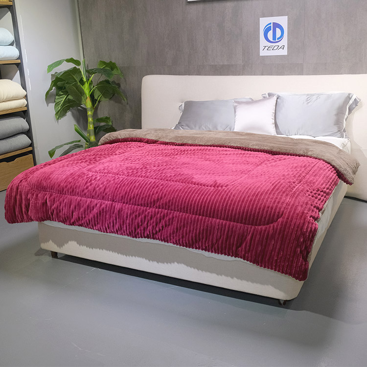 الصين Five-Star Hotel Soft Double-sided Fabric Cashmere Comforter Vendor الصانع