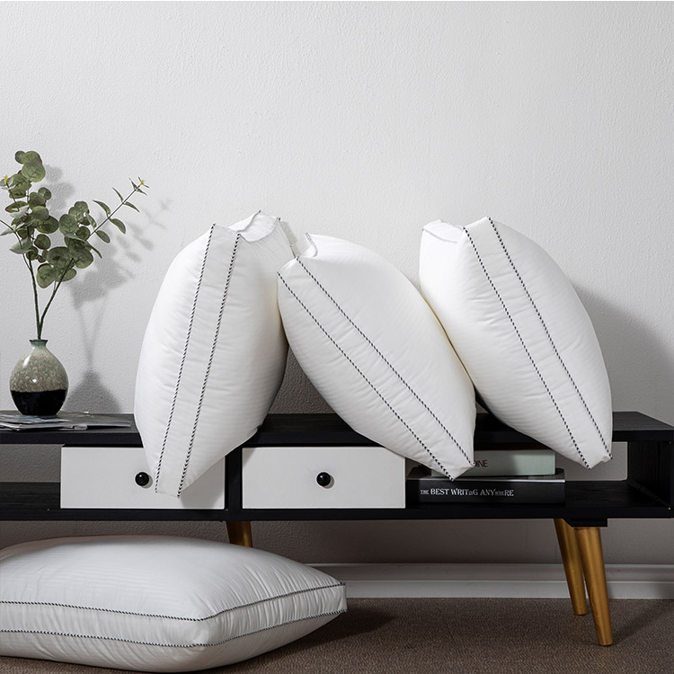 中國 冷卻蓬鬆防塵蟎歐式方床枕製造商 製造商