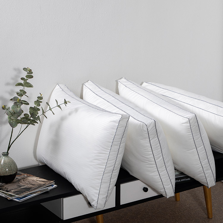 中國 Softer Luxury Hypoallergenic Washable Medium Polyester Square Pillow Factory 製造商