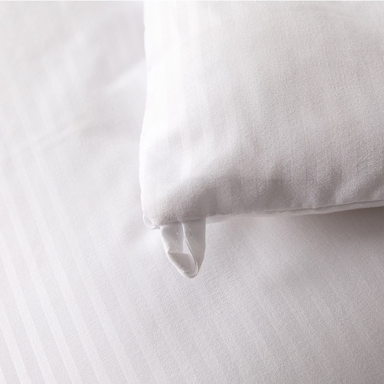 चीन सफेद बिस्तर दिलासा देनेवाला सादा रजाई बिस्तर ऊन भरा दिलासा देनेवाला थोक व्यापारी उत्पादक