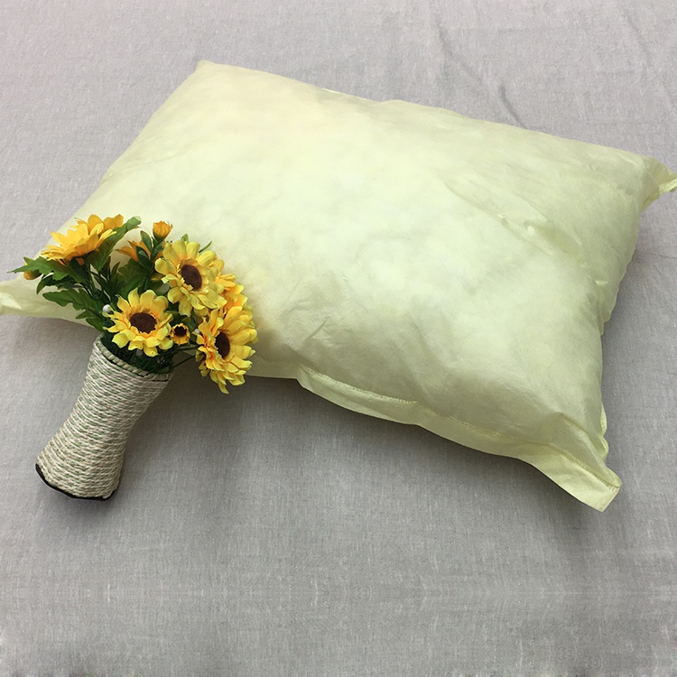 चीन Polyester Hollow Fill Fiber Inner Filling Non Woven Economy Class Pillow Factory उत्पादक