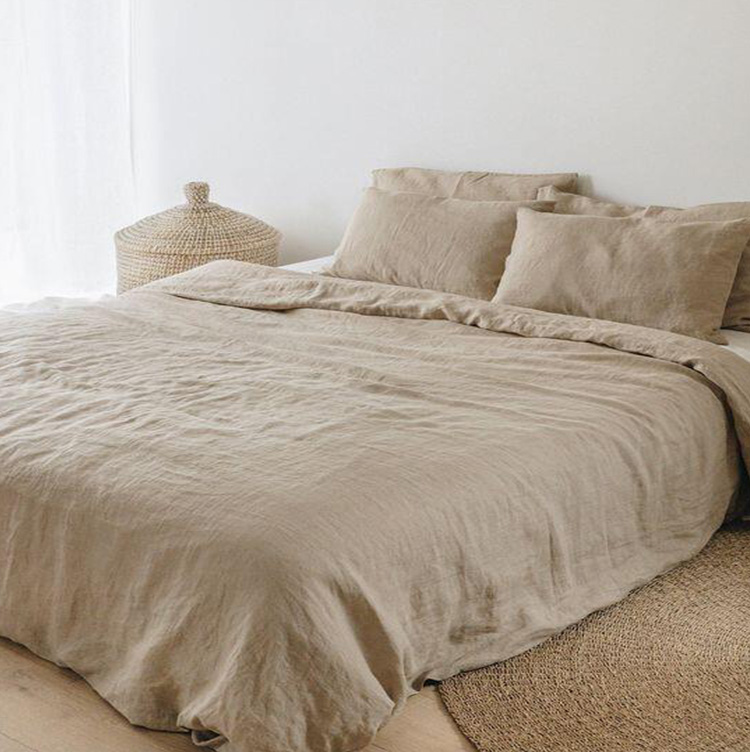 الصين Antibacterial Hypoallergenic Cooling Stone Washed Linen Bed Sheet Set Manufacturer الصانع