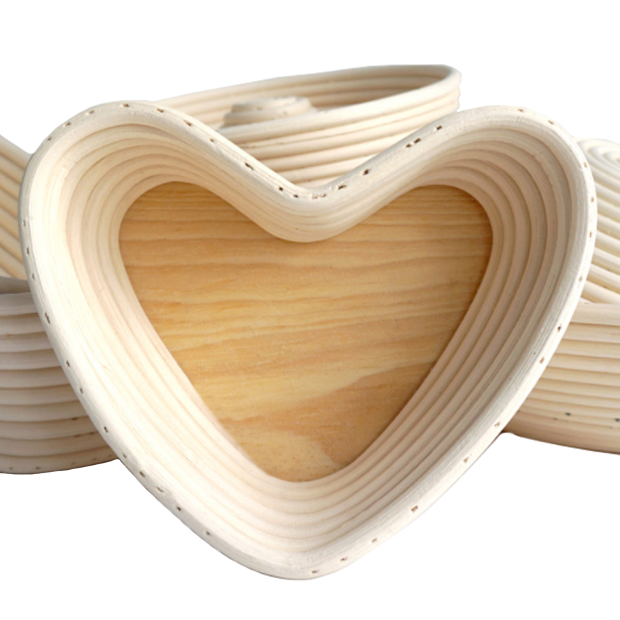 Heart Shape Bread Proofing Basket Natural Wicker Flour Bread Baneton Baking Basket With Liner
