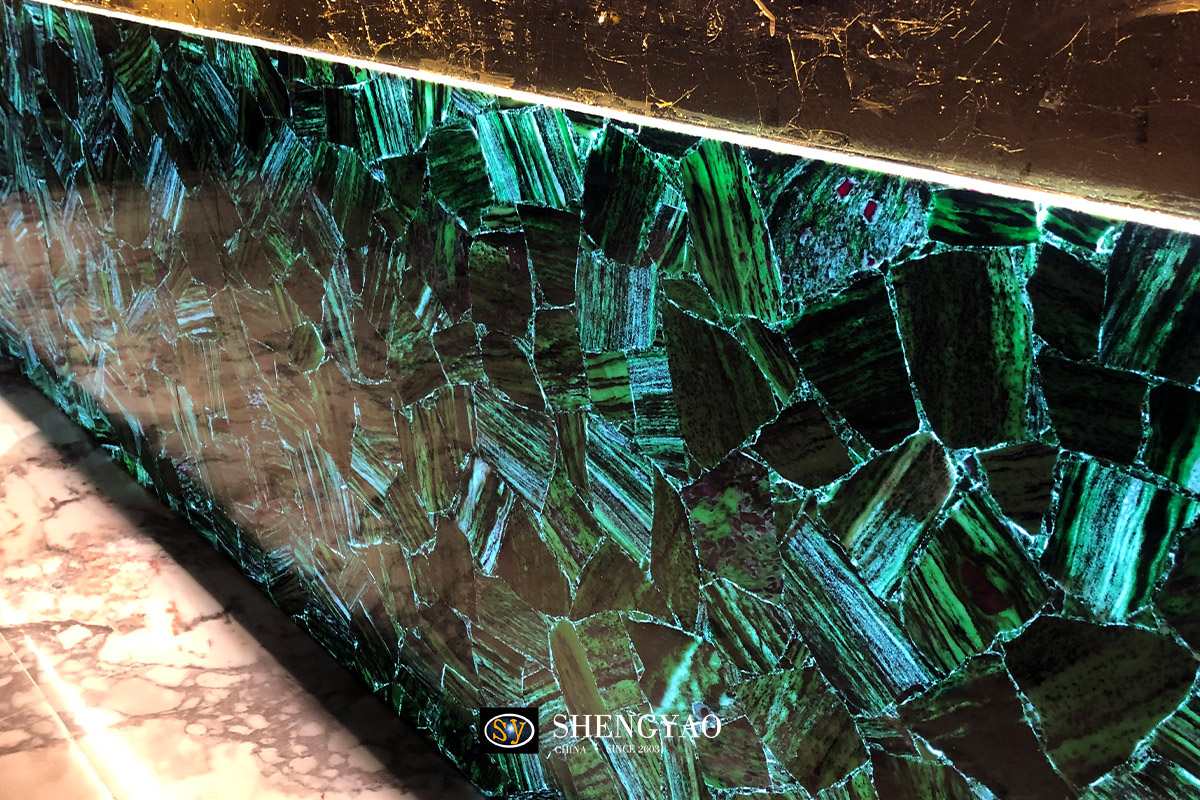 Translucent Bar