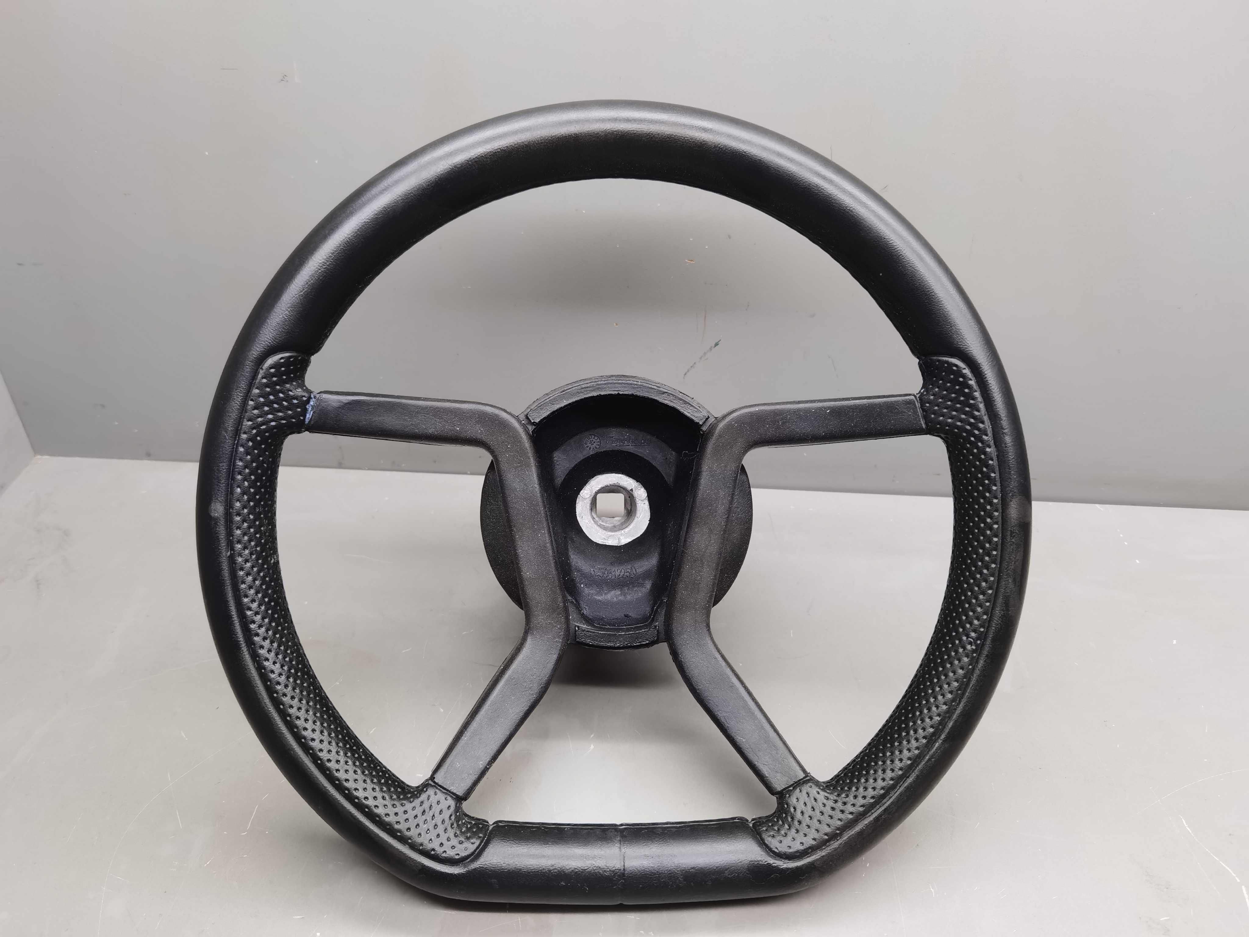 Customize pu steering wheel polyurethane foam lawn mower steering wheel manufacturer