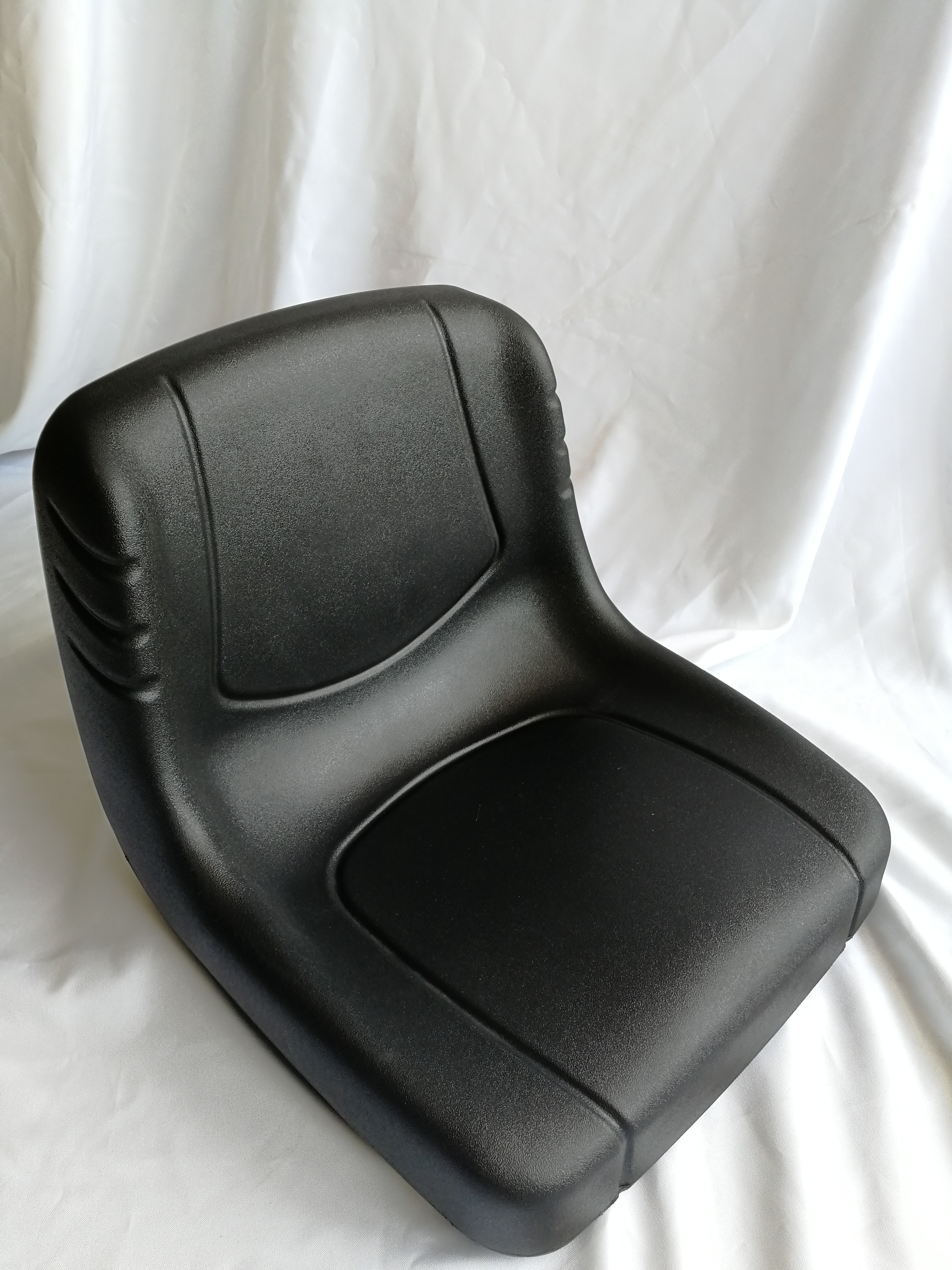 pu高品質座椅聚氨酯自皮座椅定制熱銷割草機座椅