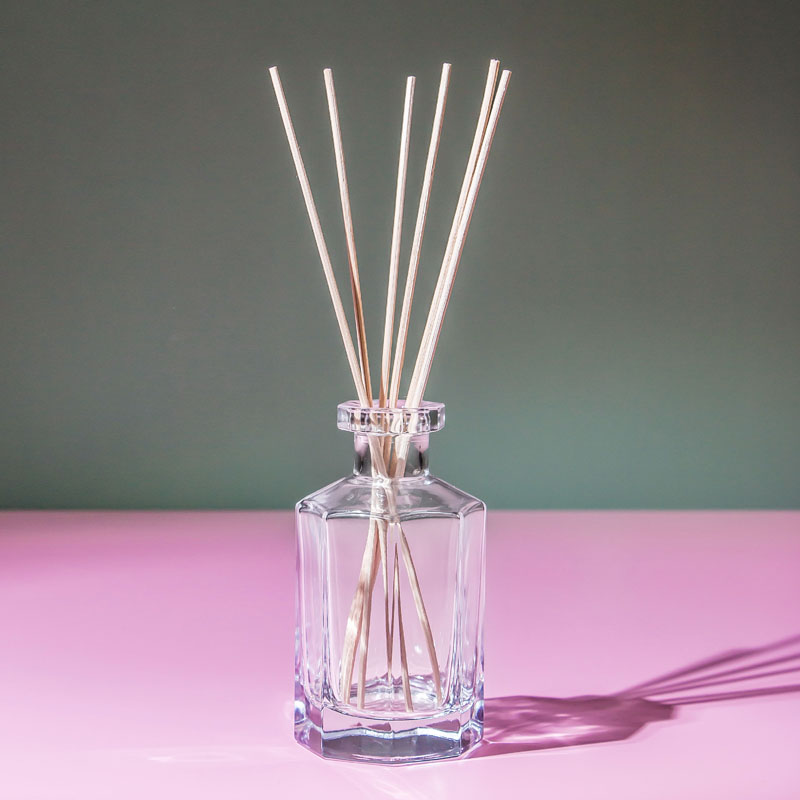 Empty 5.3oz Octangle Refillable Glass Diffuser Bottle with Fiber Sticks on Sale