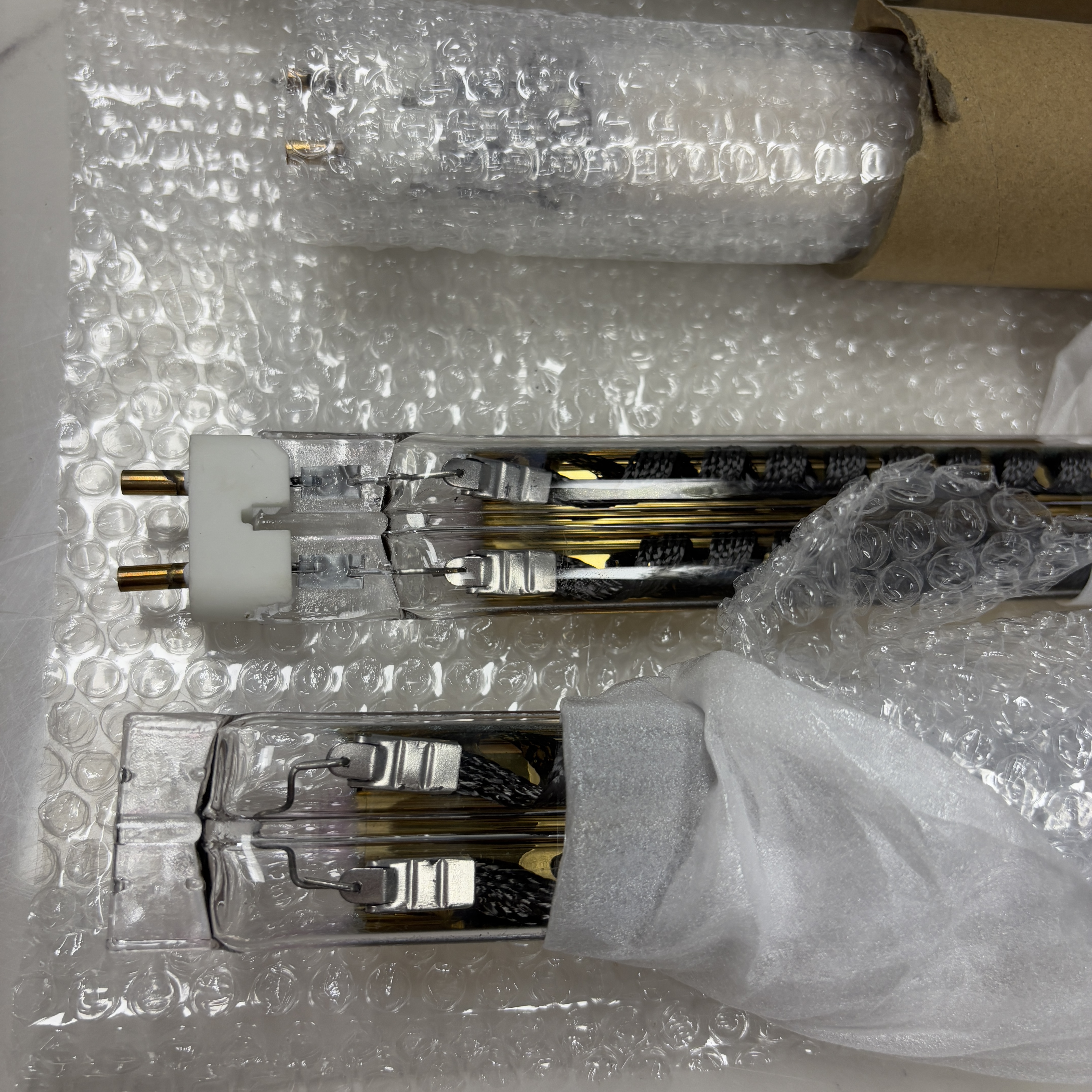Lampada al quarzo a infrarossi a infrarossi da 4000 V personalizzati Lampada in fibra di carbonio in fibra di carbonio