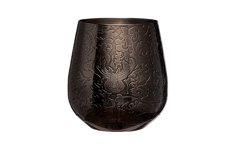 Art Baroque: Stainless Steel Egg-Shaped Wine Glasses Bloom With Unique Style
