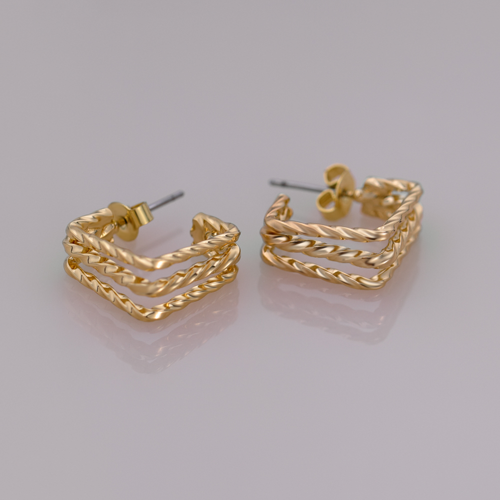 Exquisite Geometric Jewelry Small Twist Hoop Square Earrings.