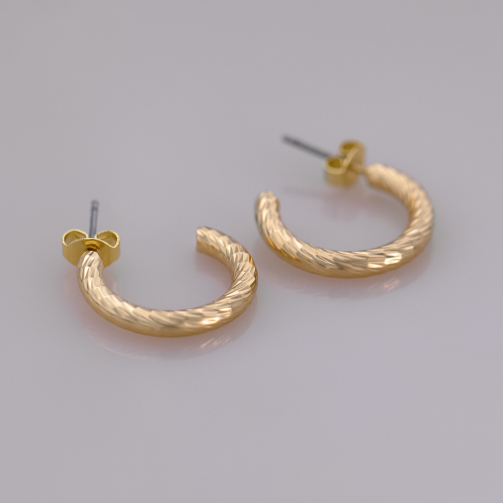 Wholesale Jewellery Delicate Twist Hoop Earring.