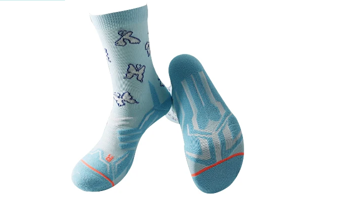 L'usine de tricot de Jixingfeng devient le premier fournisseur de l'industrie des chaussettes de sport
