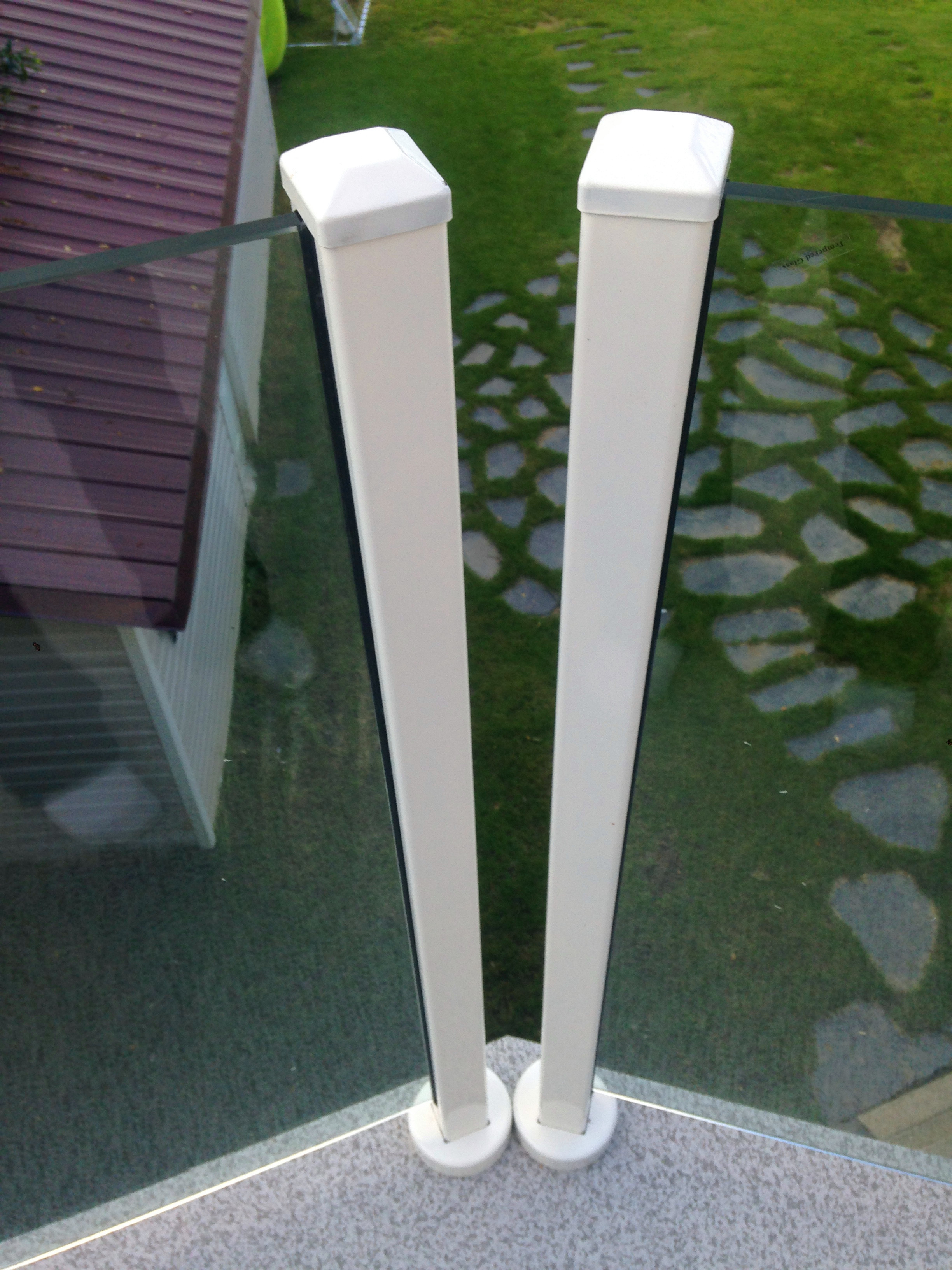 6063 T5 powder coated aluminum post for glass railing