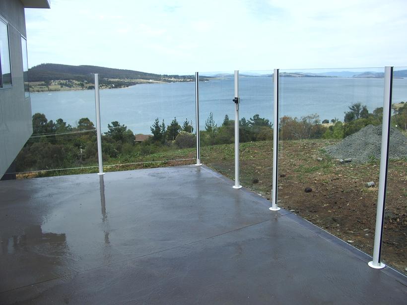 Aluminum glass balustrade square post 50x50mm for balcony railing design and pool fence