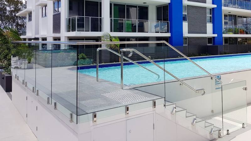 Duplex 2205 side mounted glass spigot for balcony glass railing
