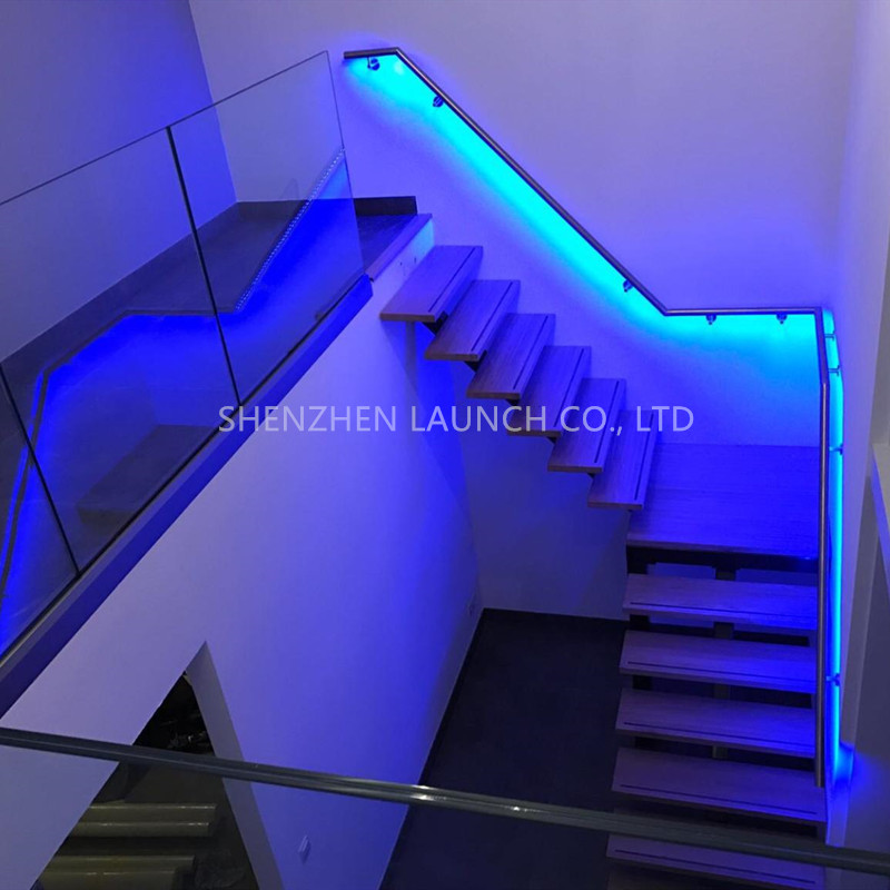 Sistemas de iluminação de corrimão de escada LED