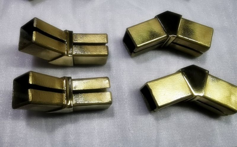 Luxury gold surface stainless steel square tube connetor for 25×25mm tube