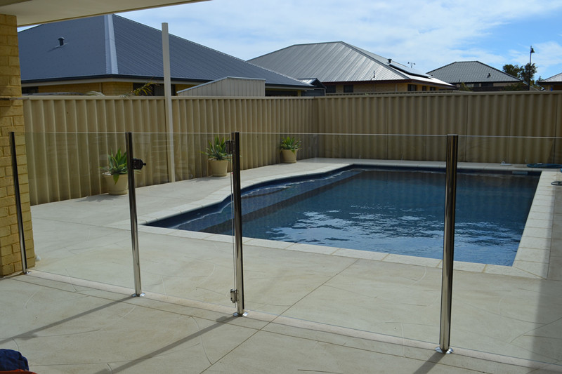 Semi frameloze glazen balustrade post voor zwembad hekwerk
