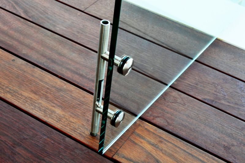 Stainless Steel Floor Lock for 1/2″in. Thick Frameless Glass Railing