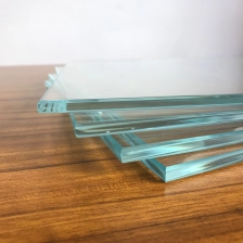 Китай Закаленное стекло толщиной 6 мм, 8 мм, 10 мм, 12 мм для стеклянных перил производителя