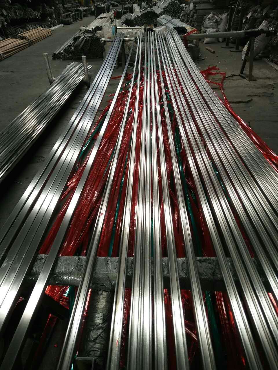 barandilla de vidrio superior de acero rieles de acero pasamanos de tubo de canal