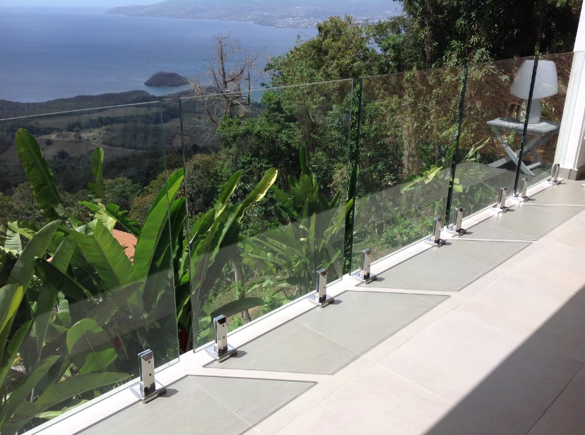alta calidad grifo de vidrio sólido para la barandilla de vidrio