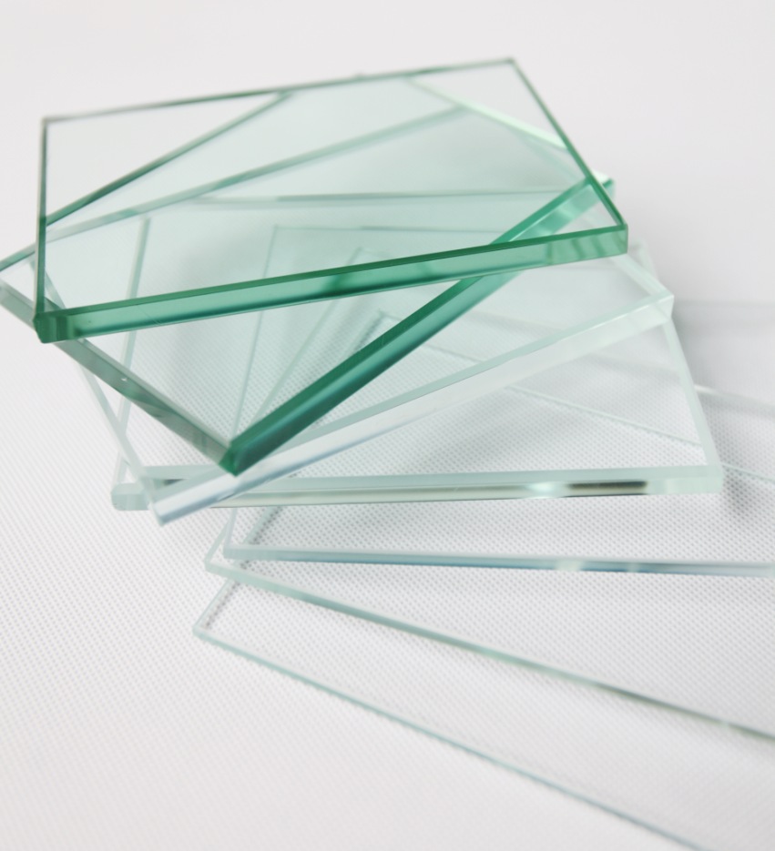 panneaux de verre clair cristallin sans teinte ultra blanc