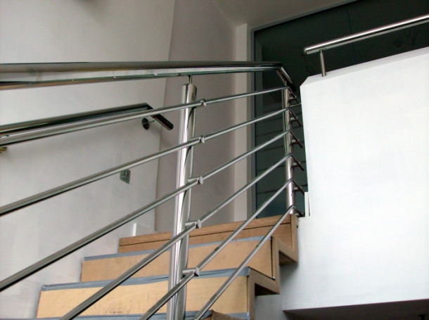 with 12mm solid cross bars 316 stainless steel crossbar railing for staircase