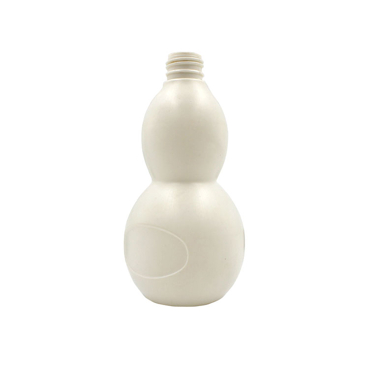 The Gourd Shape Plastic Bottle